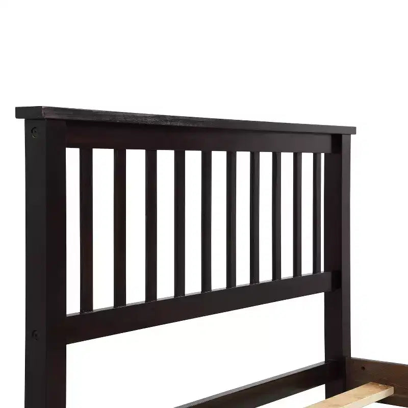 Letto a piattaforma in legno a una piazza con testiera e pediera