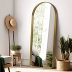Specchio a figura intera a forma di arco arrotondato Gold da 31,5 x 70,87 pollici in lega di alluminio senza supporto per la decorazione della parete del soggiorno e della camera da letto