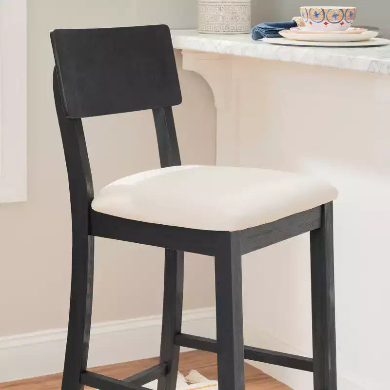 29 Jordan Barstool