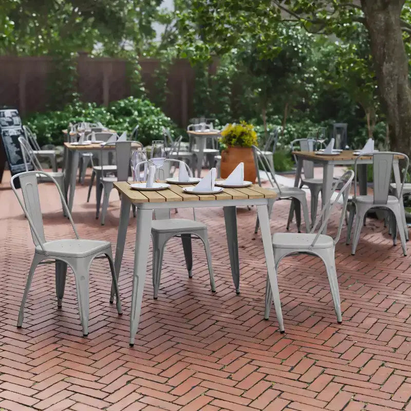 Tavolo da pranzo per interni/esterni di livello commerciale, piano quadrato da 80 cm in poliresina per tutte le stagioni con base in acciaio